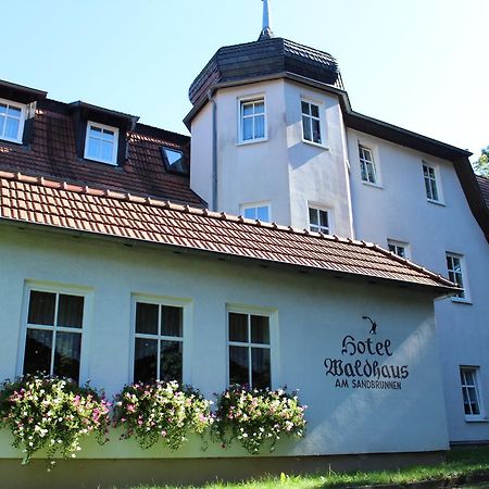 Hotel Waldhaus Romhild Eksteriør bilde