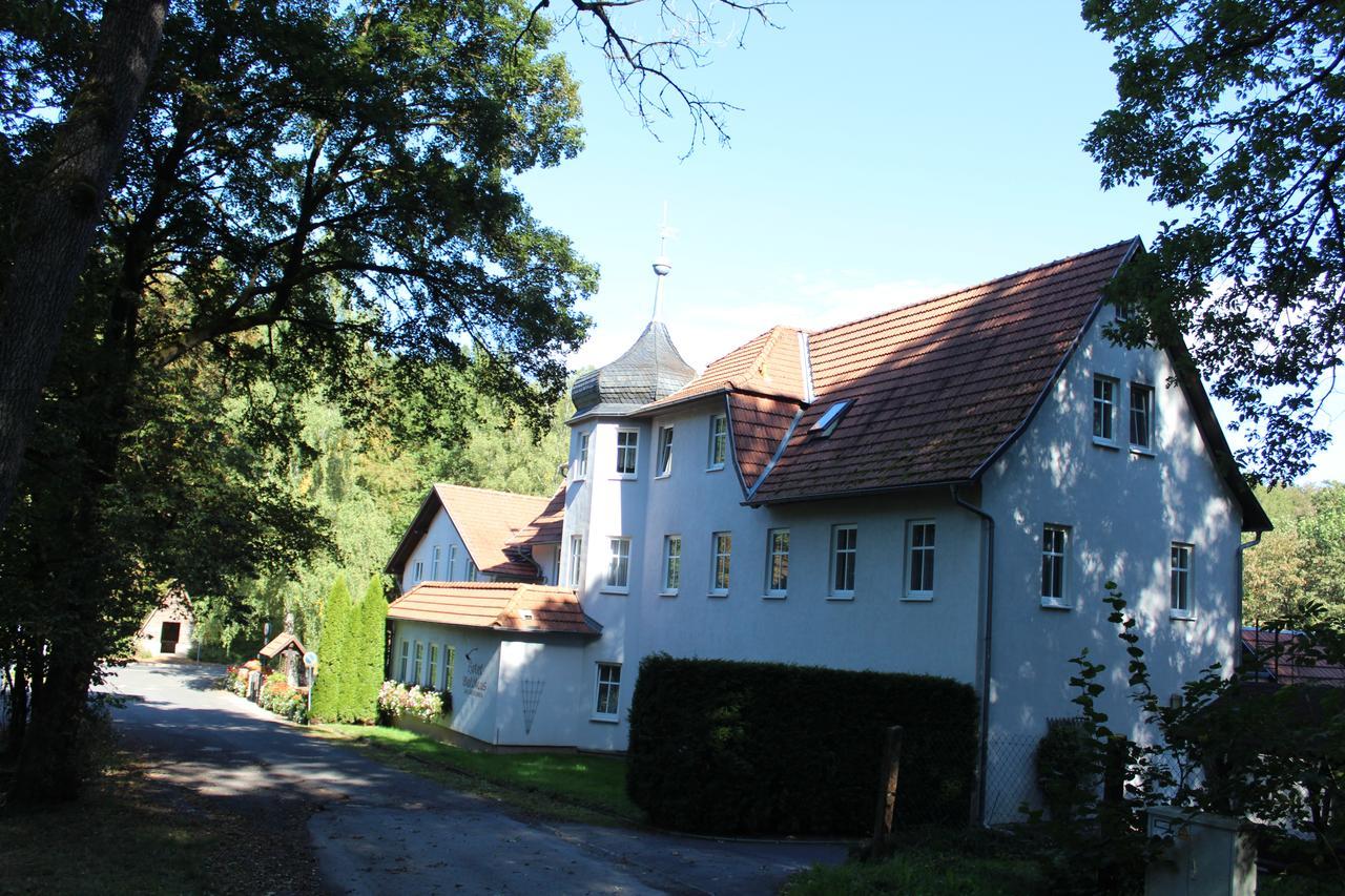 Hotel Waldhaus Romhild Eksteriør bilde
